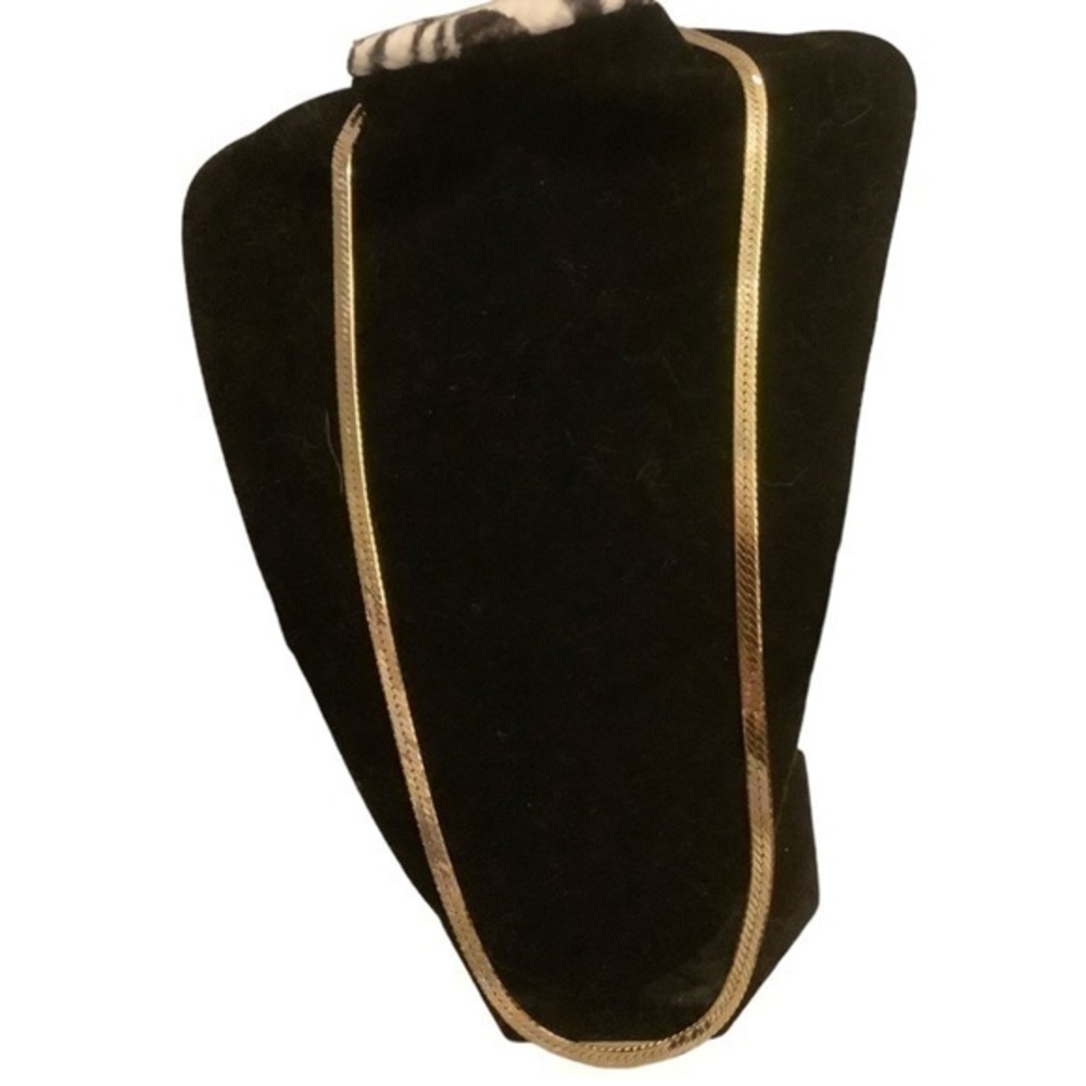 24” gold tone necklace